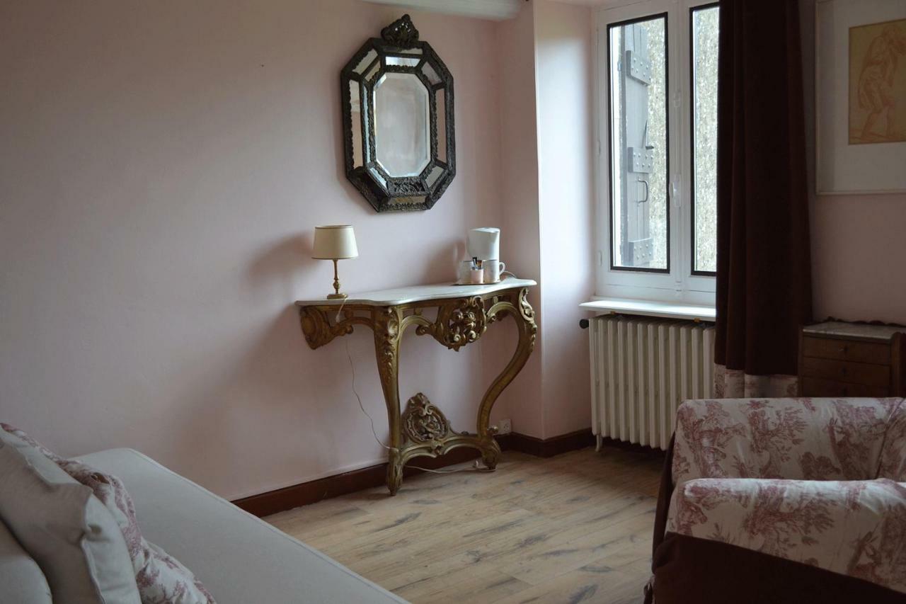 La Follye Mancey Bed & Breakfast Luaran gambar